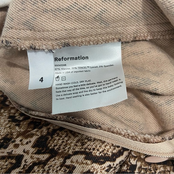 Reformation Snake Print Marlon High Rise Pants Size 4 - Picture 10 of 10